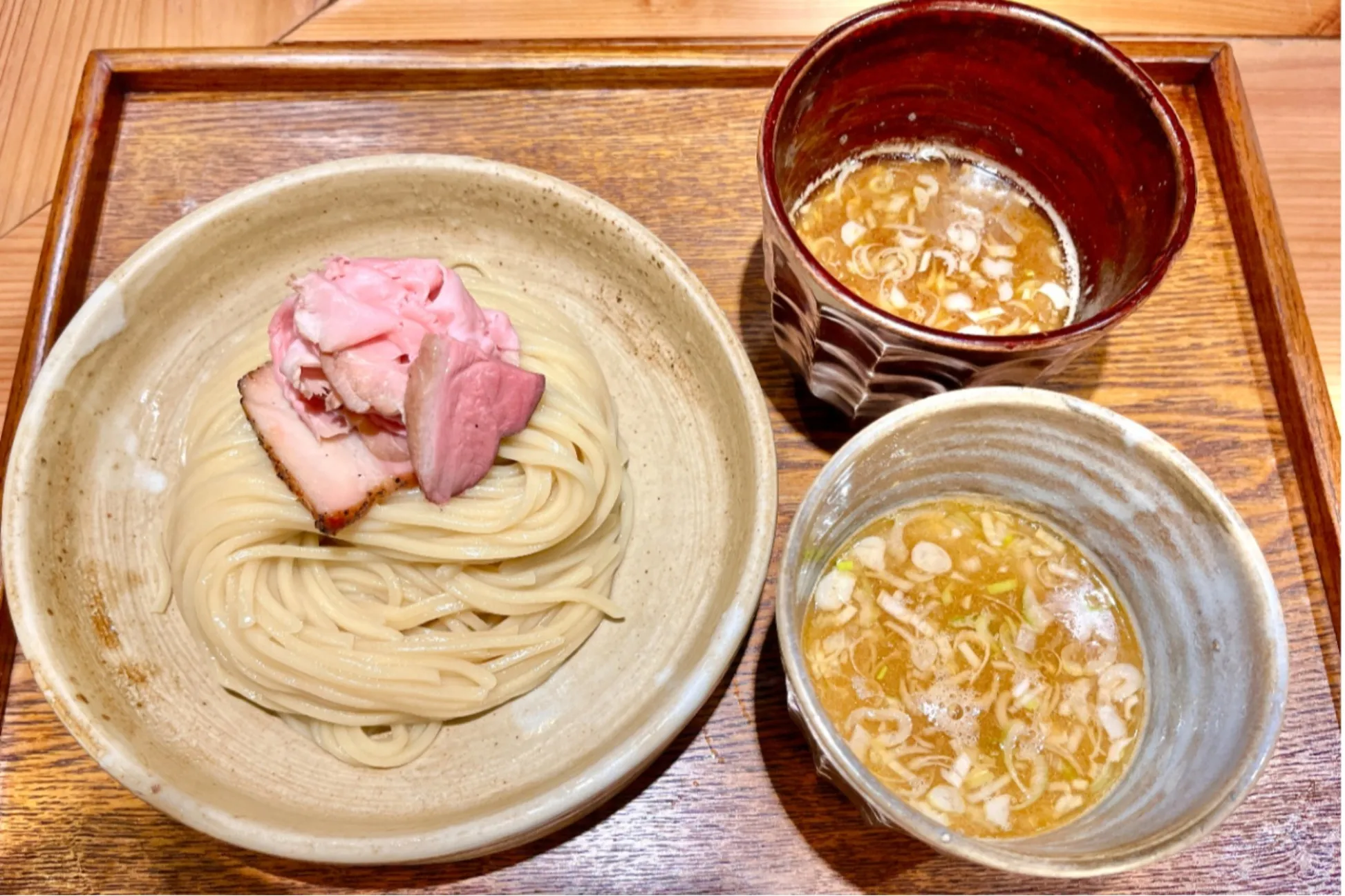 “2種類のつけ汁”で楽しむつけ麺が最高！あの人気店が手掛ける上野御徒町「あいだや」