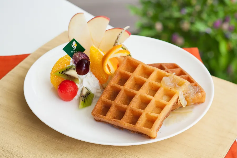 和歌山の果物農家による「観音山フルーツパーラー」が銀座に誕生