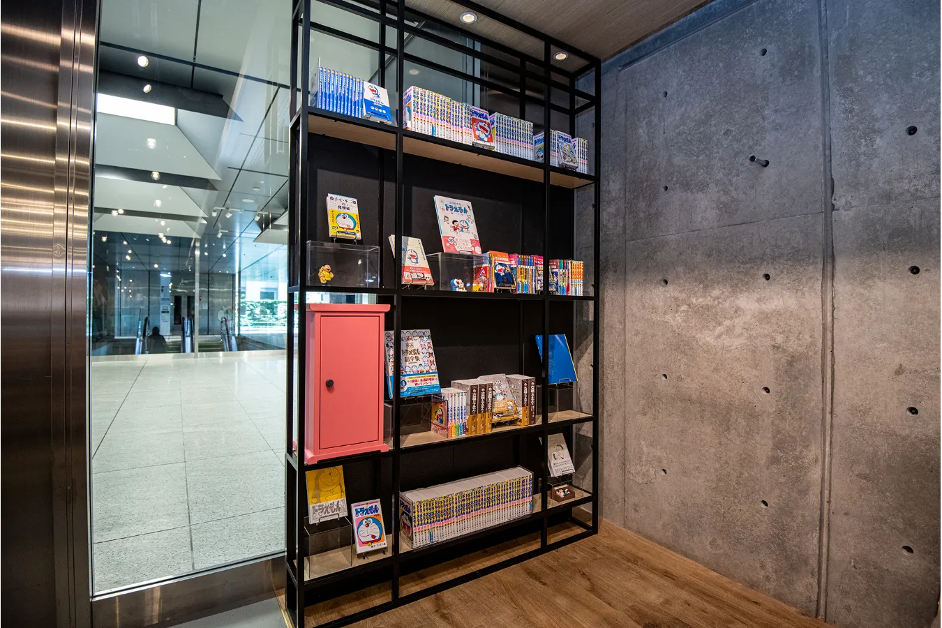 【神保町】小学館ビルに「Cafe Lish」誕生!コラボメニューも提供_1766014