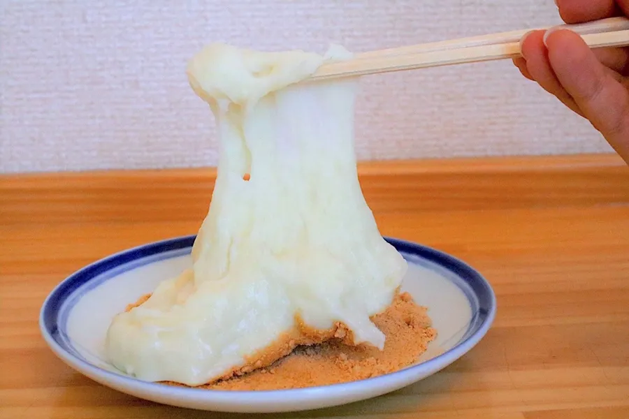 【大久保】びよ～～んと伸びる「牛乳もち」が絶品！香港誠記レポ