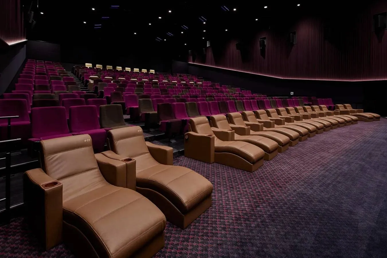 ▲フラットシート