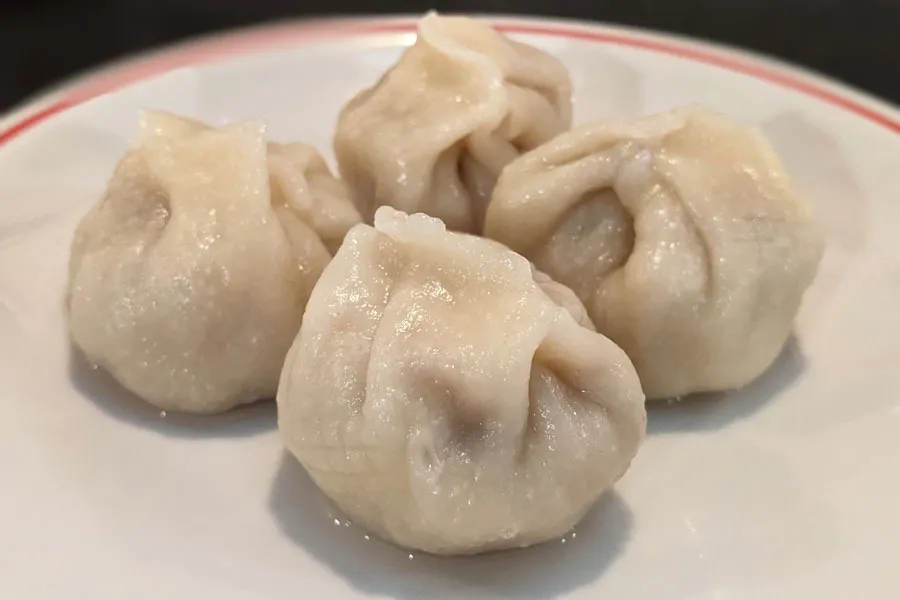 餃子マニアが推す一軒！「大衆ギョーザスタンドウーロン」レポ