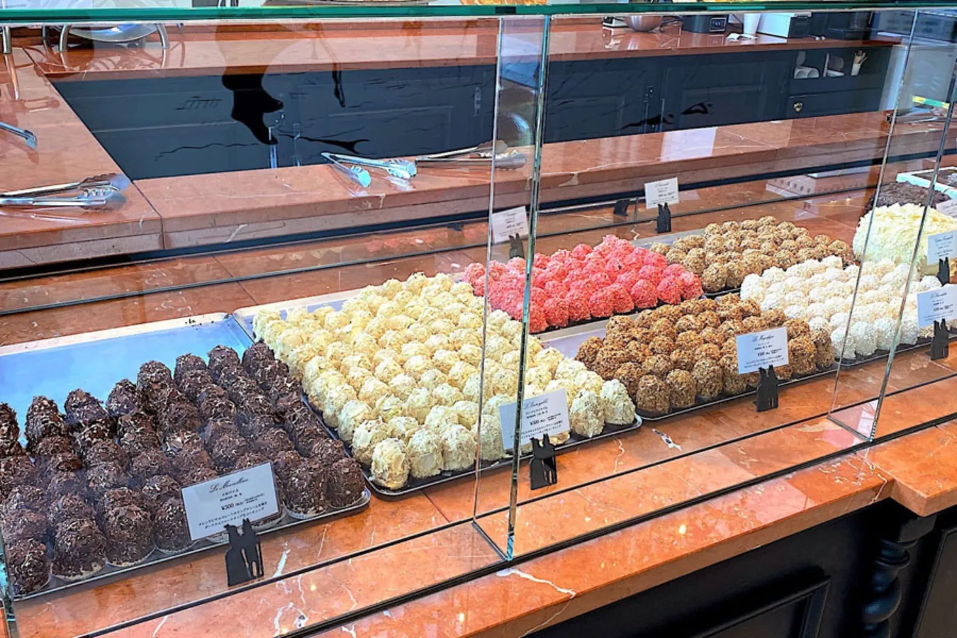メレンゲ菓子が人気!神楽坂「オー・メルベイユ・ドゥ・フレッド」レポ_2561824