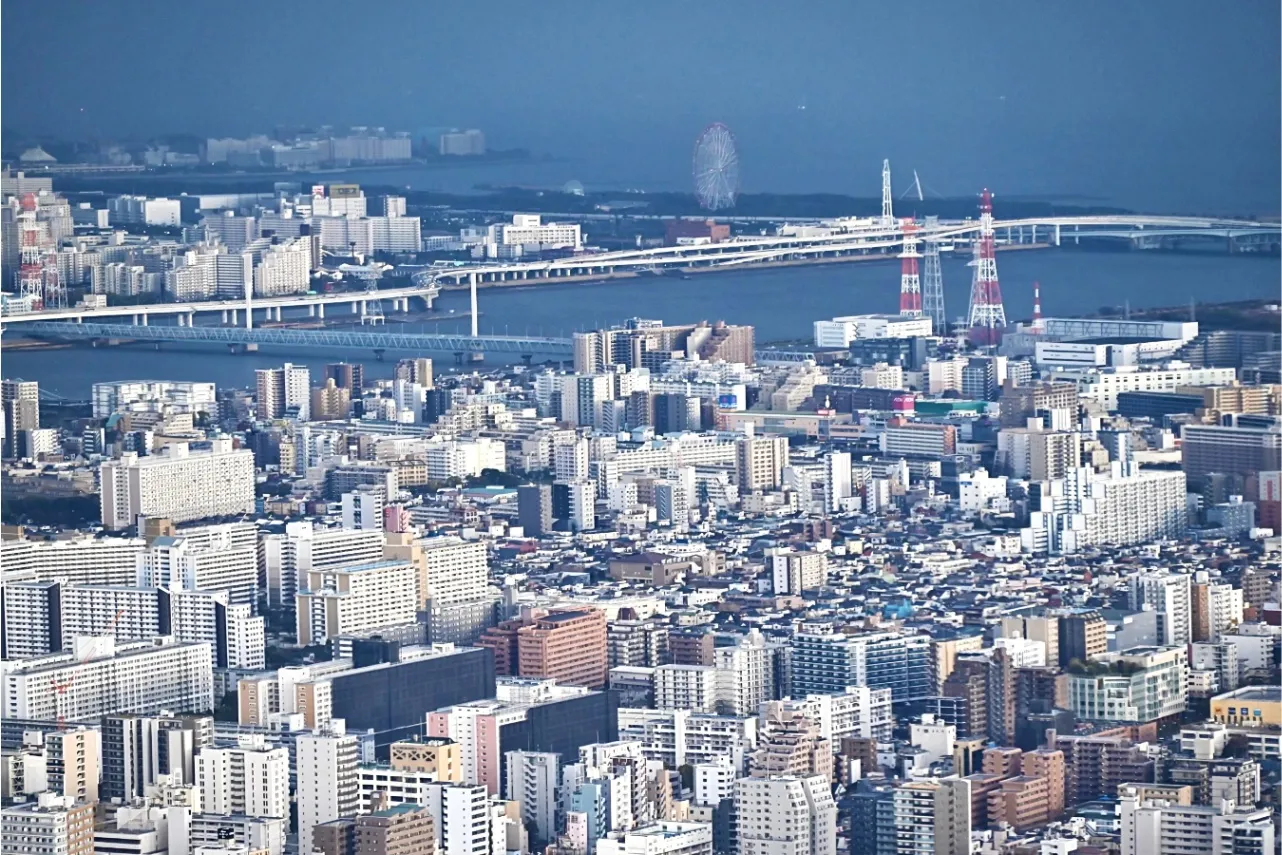 ▲丸い観覧車も見つけられるかな