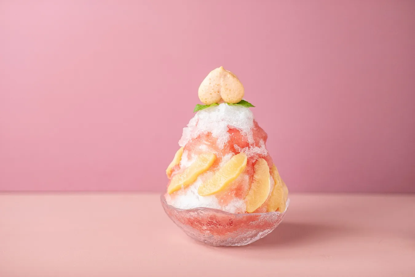 juanmi 桃 ピーチ 2層 かき氷 トースト ごろごろピーチ”の「桃のかき氷」登場！小田急ホテルセンチュリー