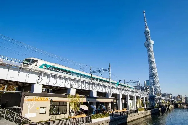 隅田川沿いをのんびり散歩！オススメのデートコースを紹介