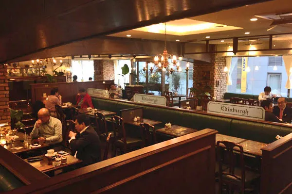 24時間営業の純喫茶も！ 終電後を有意義に過ごせるスポット【新宿編】