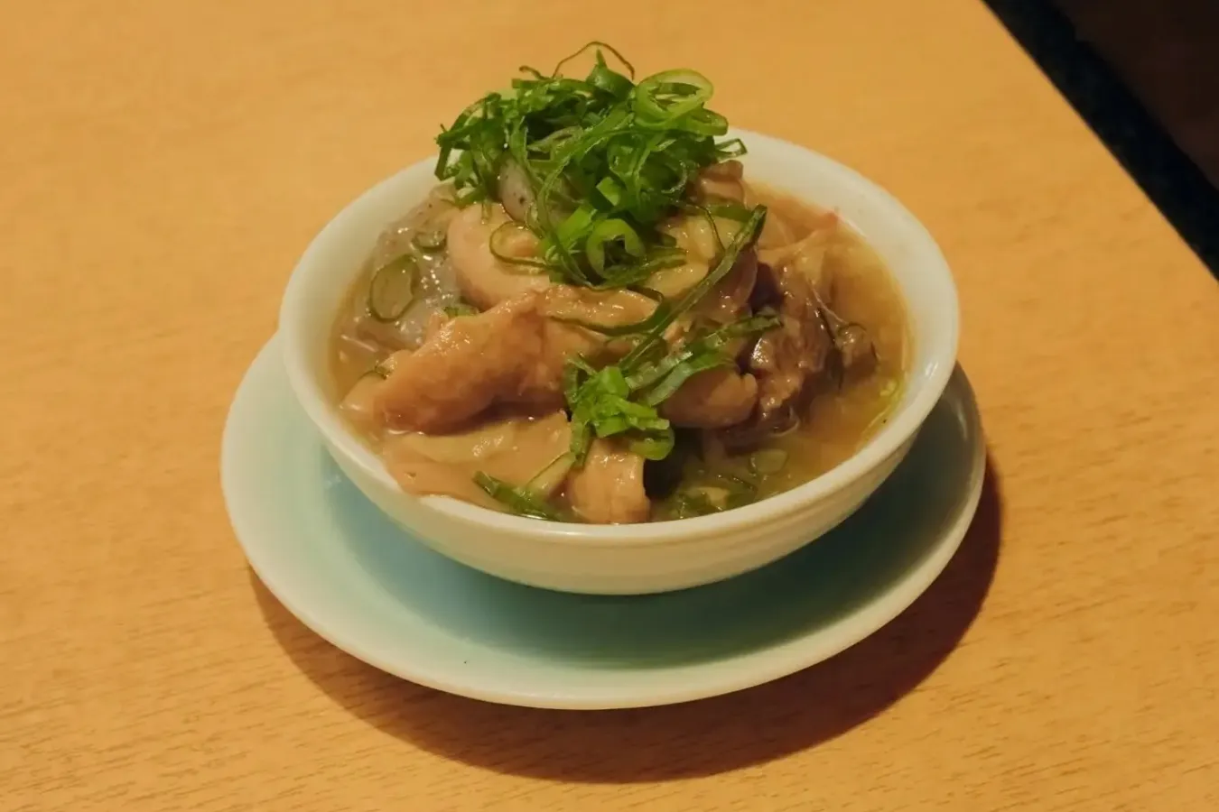 ▲「旨塩もつ煮込み」（税別680円）