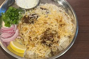 北陸発、“日本三大ビリヤニ”の専門店が東京初進出!神田「ジョニーのビリヤニ」