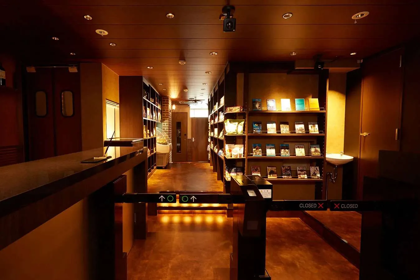 池袋で暇つぶしするなら！一人で過ごせるオススメスポット10選_3230299