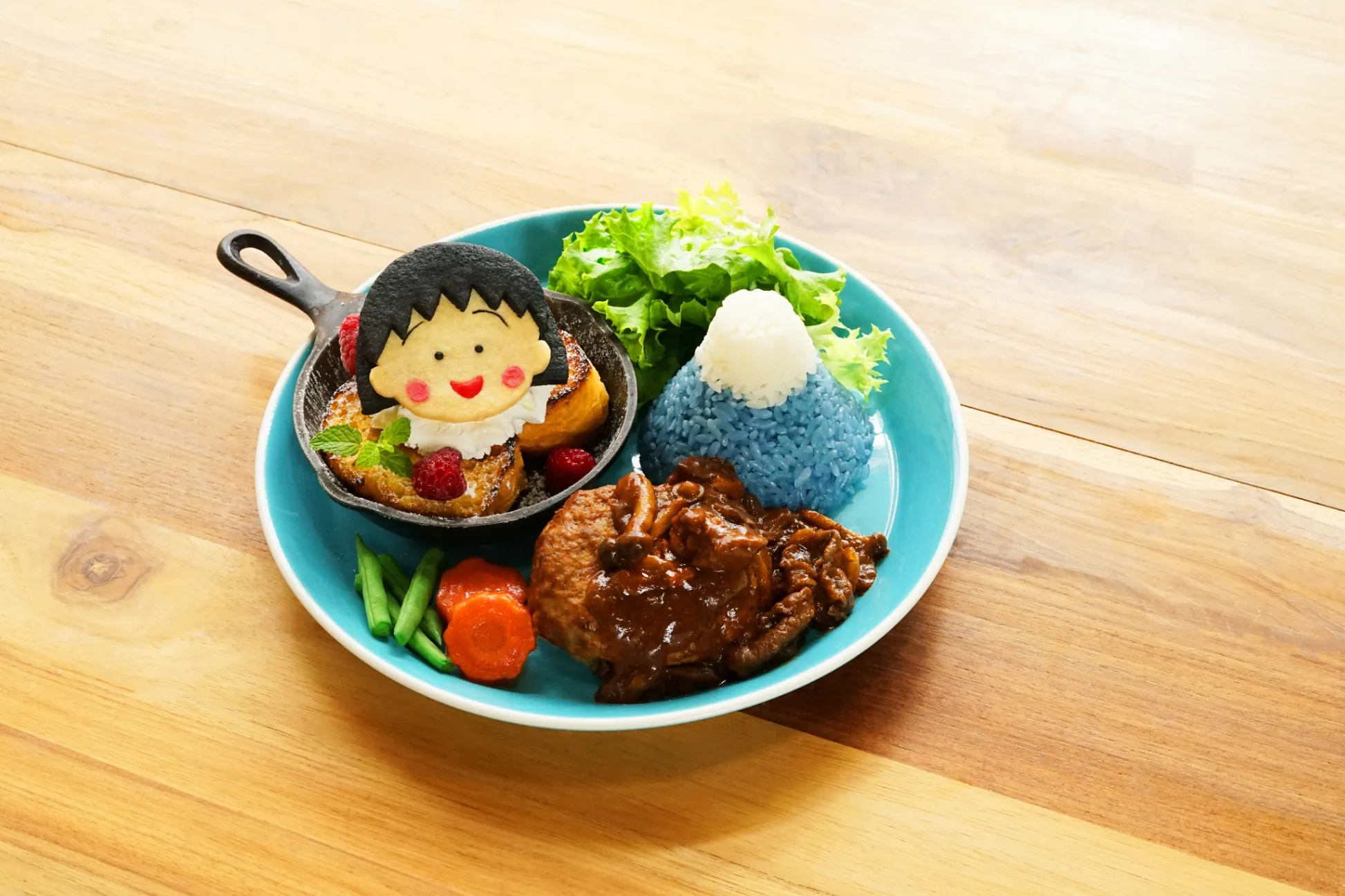 『ちびまる子ちゃん』の限定カフェが下北沢にオープン！まるちゃんが好きなハンバーグも