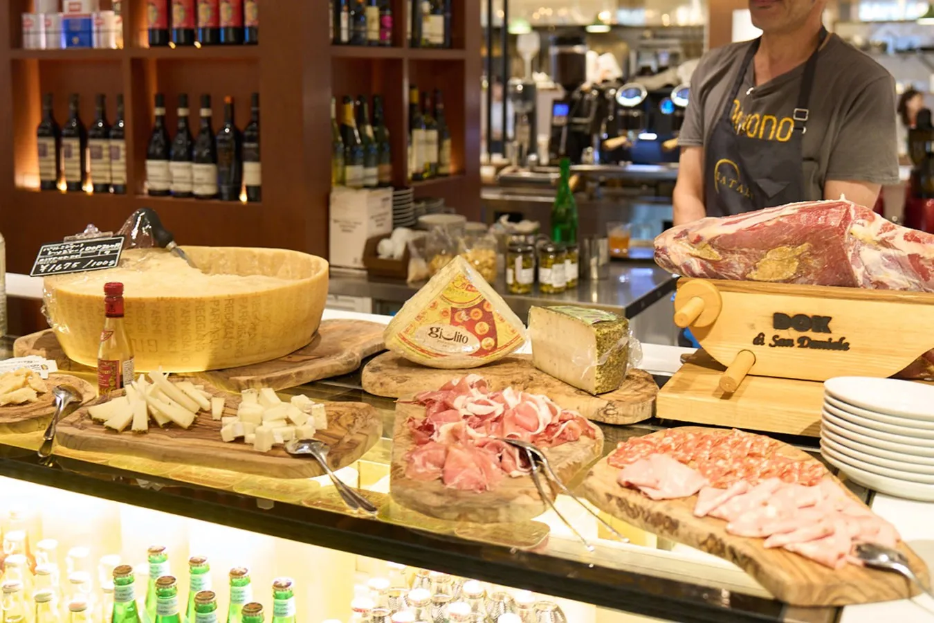 これがイタリア式の食前酒！“アペリティーボ”が楽しめる銀座「La Piazzetta」_1764234