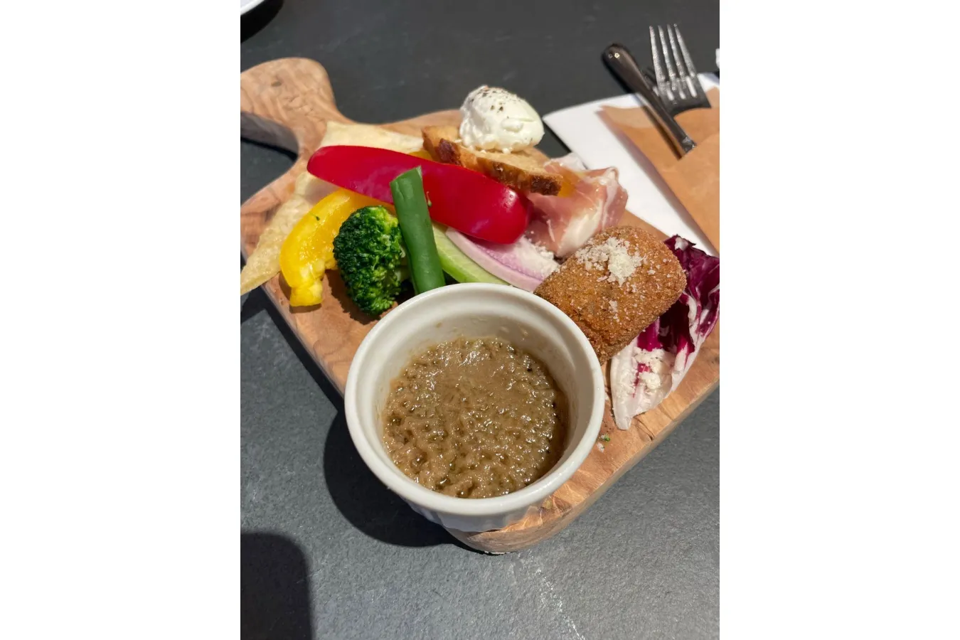 ▲「前菜盛合クラッシコ（ハーフ）」（フル2,180円、ハーフ1,090円）