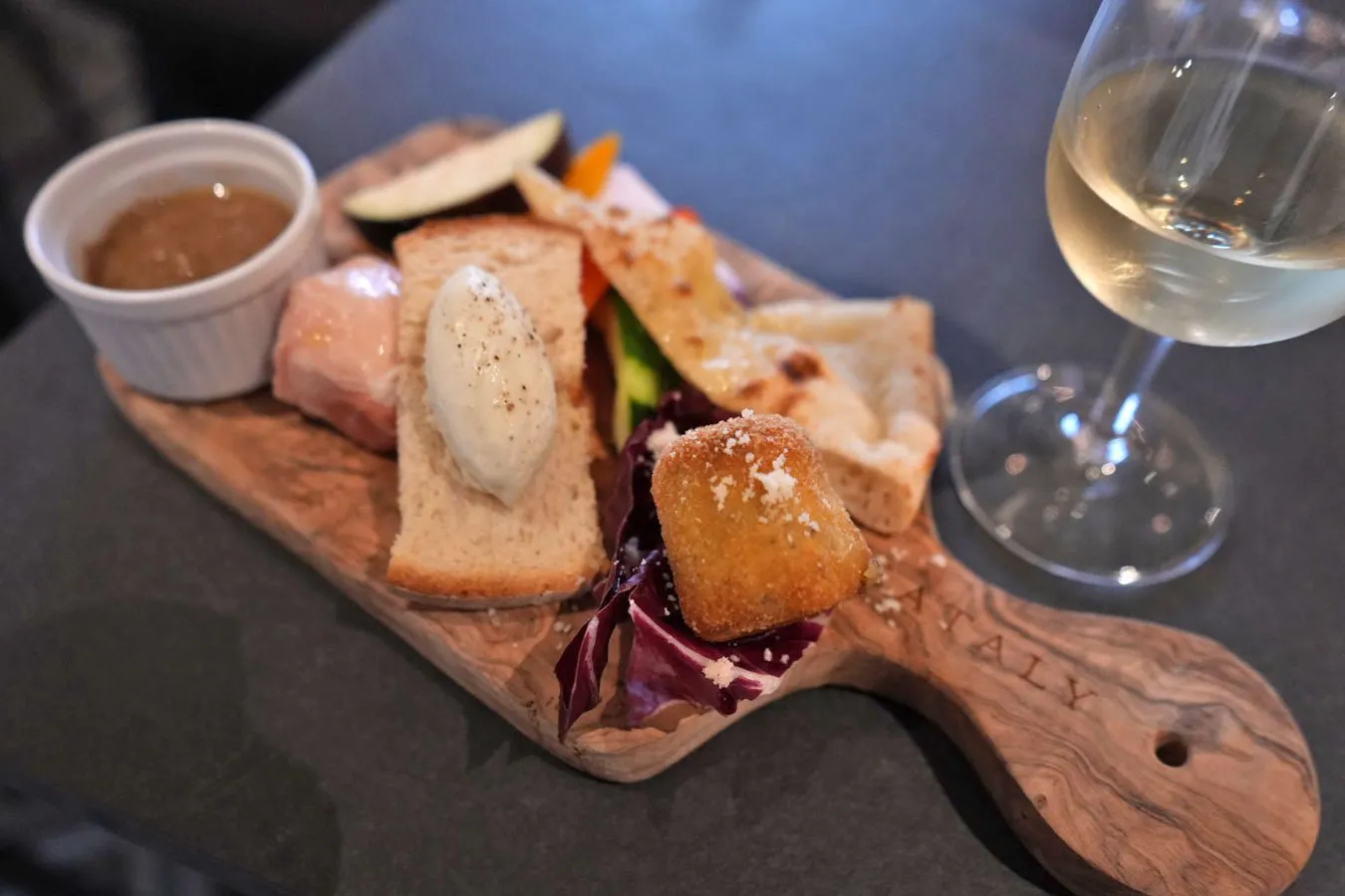 これがイタリア式の食前酒！“アペリティーボ”が楽しめる銀座「La Piazzetta」