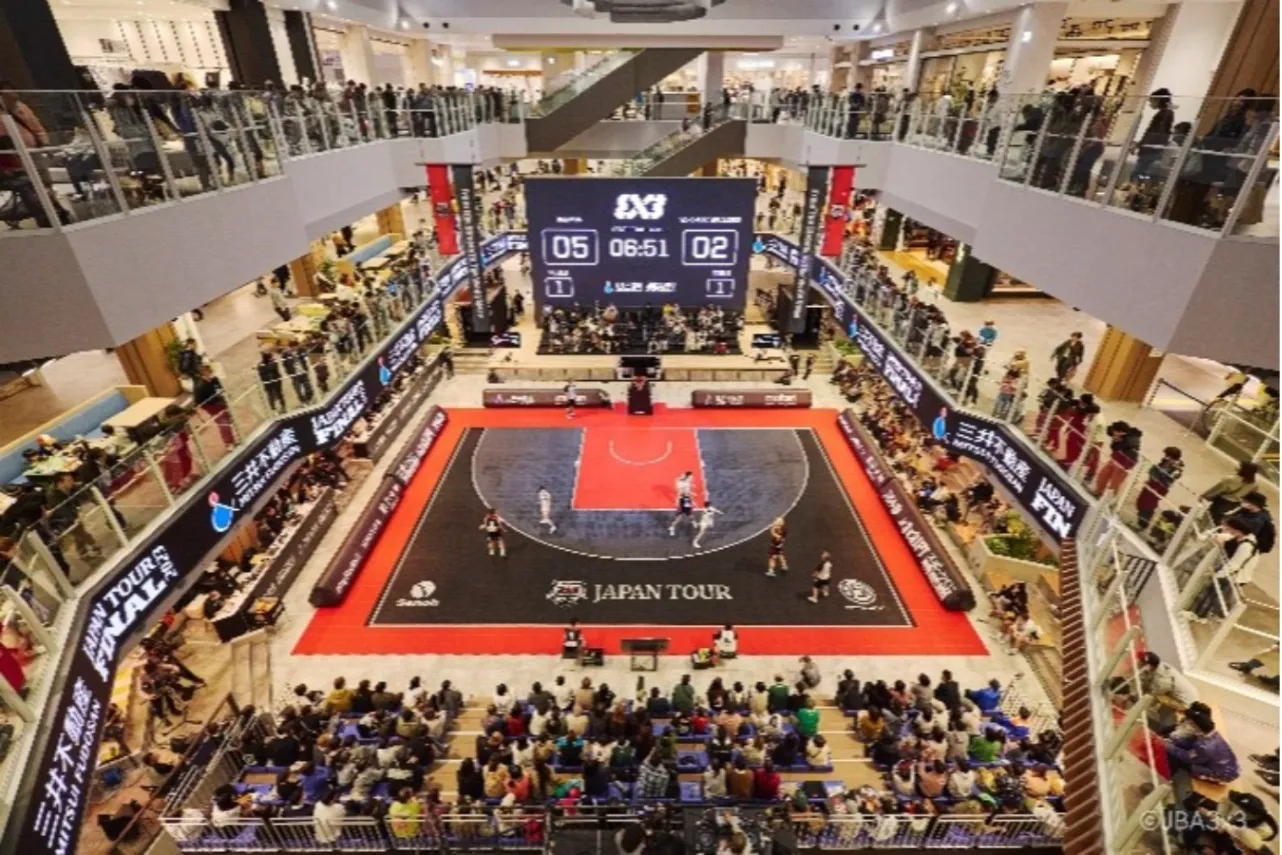 ▲「三井ショッピングパーク ららぽーと堺」屋内型スタジアムコートにて開催した 『三井不動産 3x3 JAPAN TOUR 2023 FINAL』の様子（2023年11月）