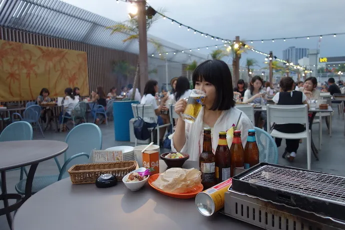 一人ビアガーデンでビールを飲みまくったら、ビアガーデンとの距離が縮まった