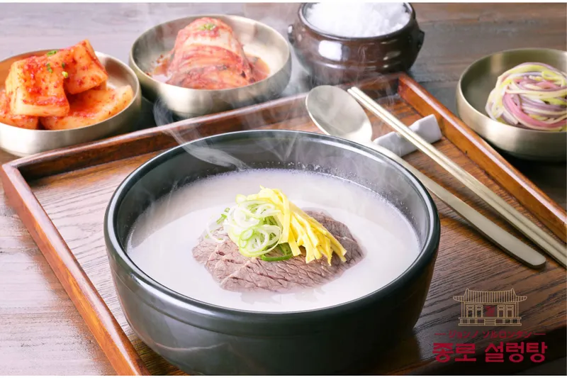 48時間煮込んで作る！ソルロンタン専門店「ジョンノソルロンタン」新大久保にオープン