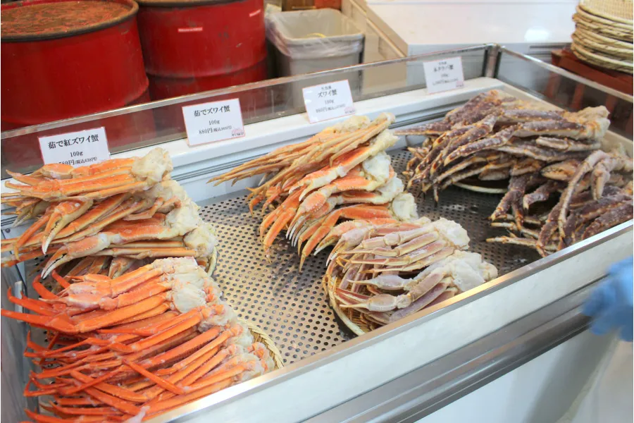 “高級カニ”が100g1,000円台!?新橋に「かに地獄」ならぬ天国みたいな場所があった_2902922