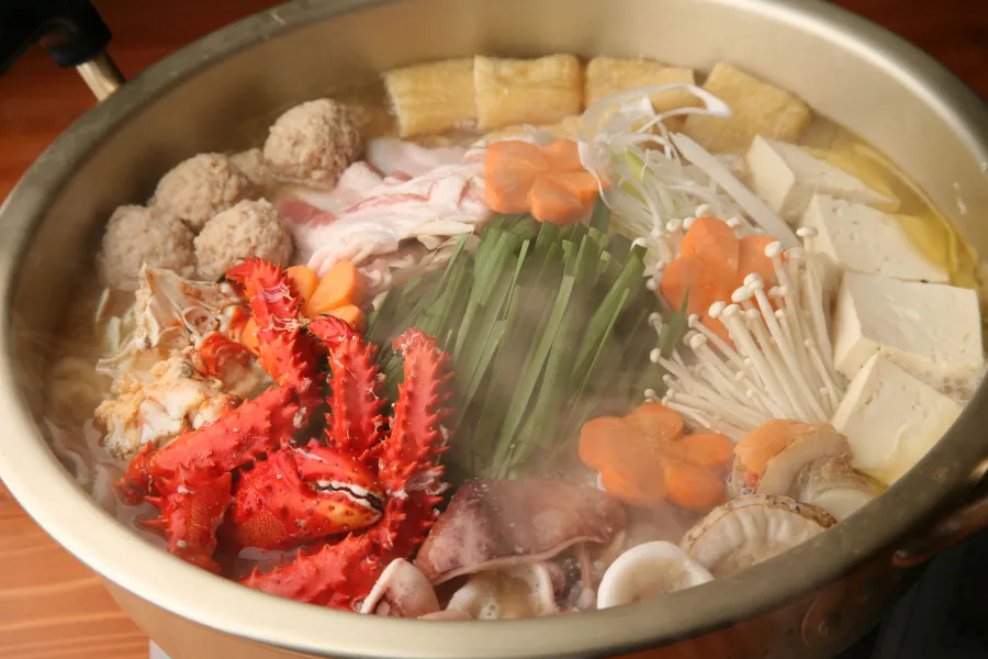 “高級カニ”が100g1,000円台！？新橋に「かに地獄」ならぬ天国みたいな場所があった_2902932