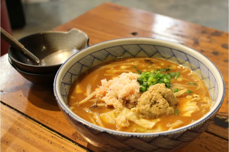 “高級カニ”が100g1,000円台！？新橋に「かに地獄」ならぬ天国みたいな場所があった_2902933