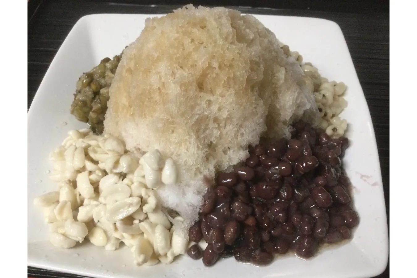 ▲「台湾カキ氷」（ピーナッツ、小豆、緑豆、はとむぎトッピング）