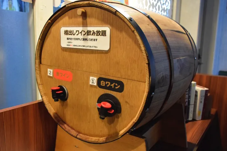 あの「ポポラマーマ」のワインバー90分1,000円飲み放題が最強すぎ！樽出しワインなどソムリエ厳選の味を飲み比べ！