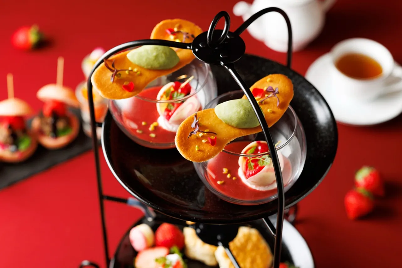 ▲「ストロベリーアフタヌーンティー（上段）」※2名分イメージ