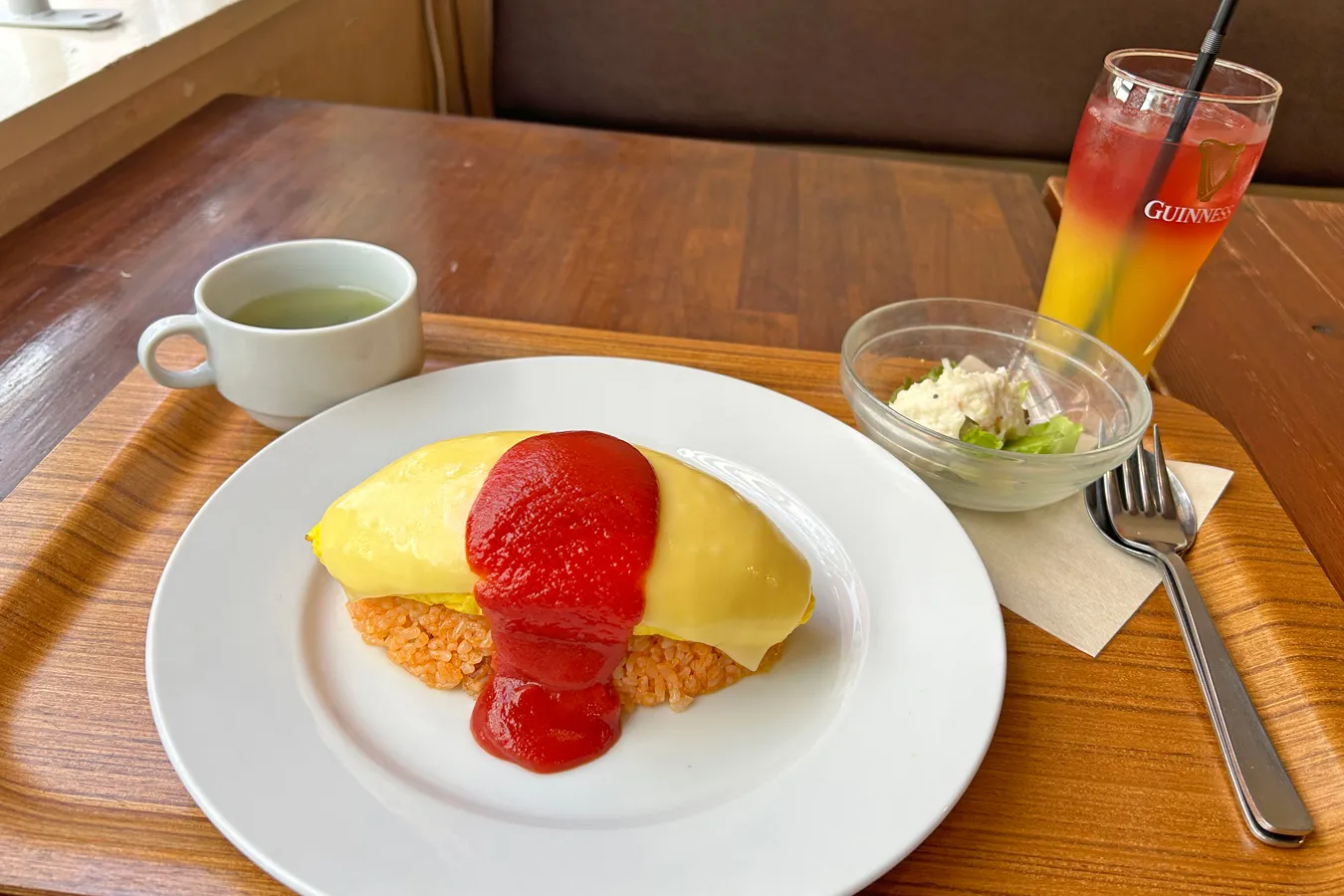 ▲セットで付くポテトサラダも私の大好物。手作業で割ったジャガイモの食感がたまりません