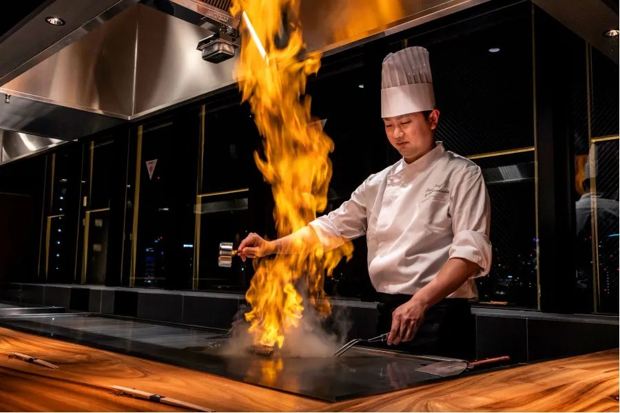 大阪の老舗鉄板焼店「ニュー松坂」が六本木にオープン