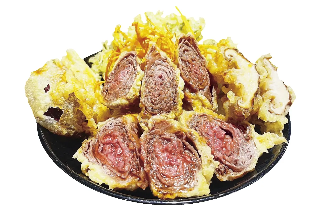 ▲「黒毛和牛カタサンカクのレア天丼」