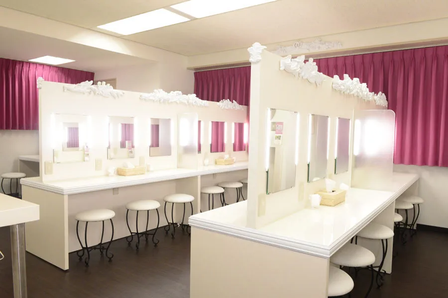 【東京駅】シャワーや仮眠もOK！早朝から使える休憩スポット