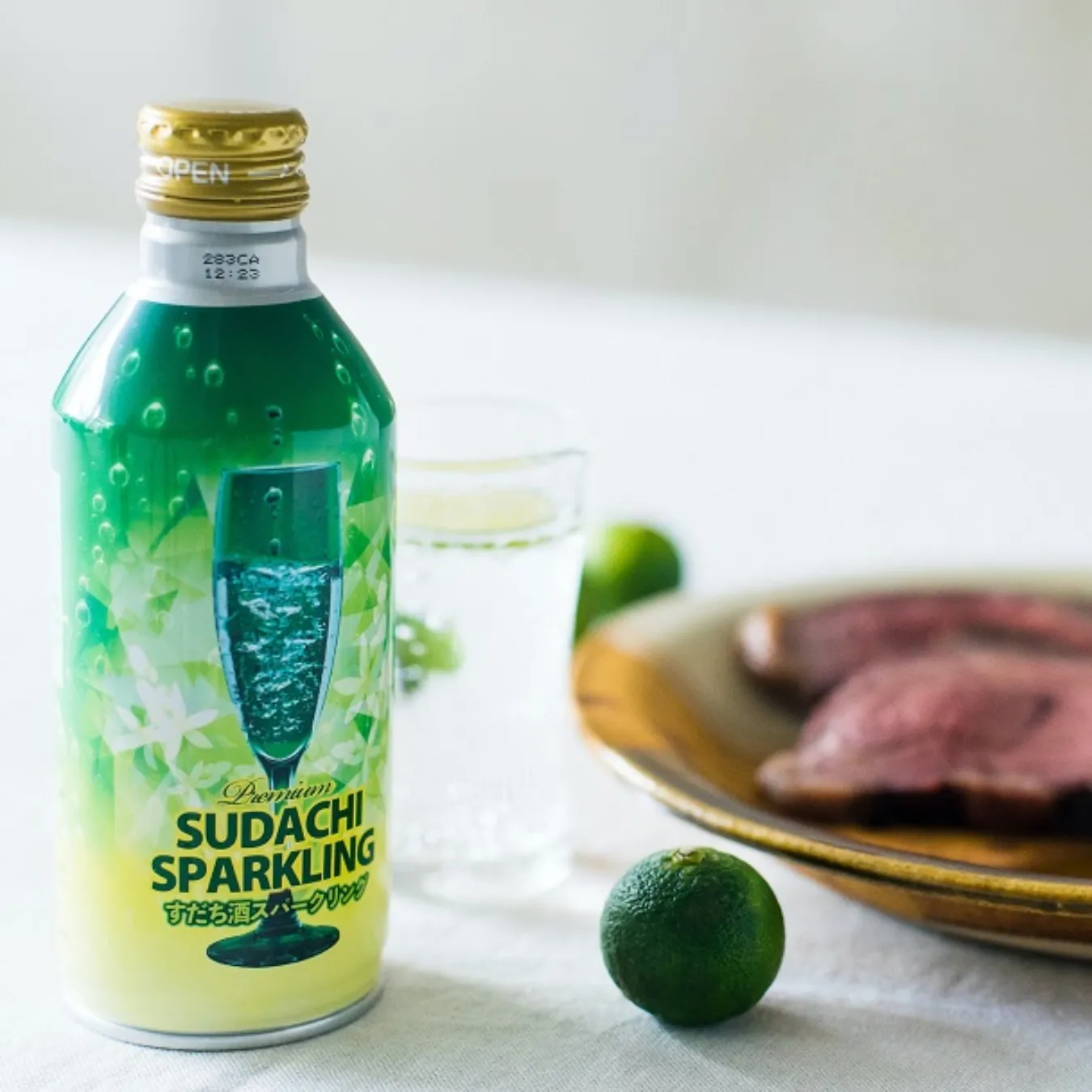 ▲徳島名物・すたちを使った「すだち酒スパークリング」