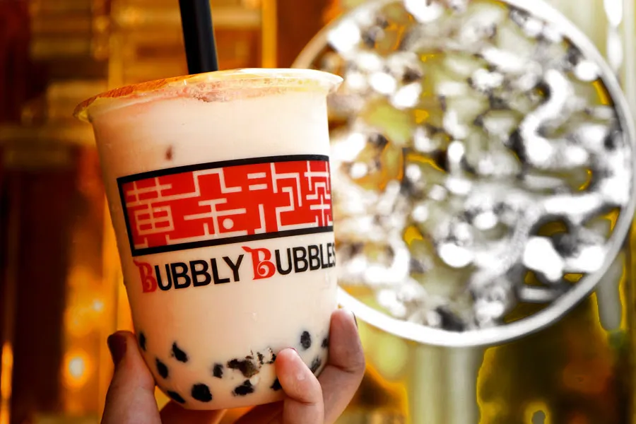 夜に行列！？たった300円で飲めるタピオカ専門店！味も本格派なお店に潜入してきた