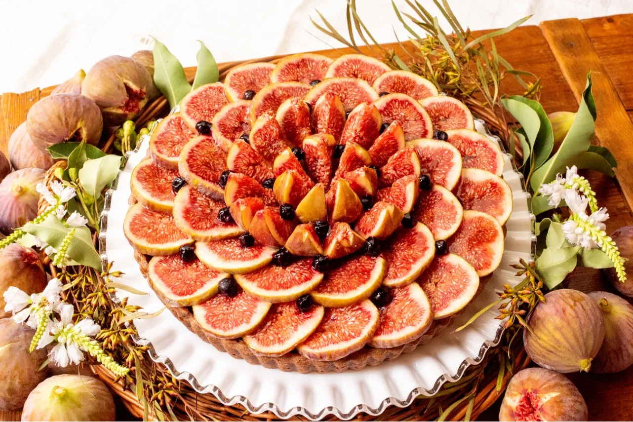 ▲「イチジク(蓬莱柿）とチョコレートクリームのタルト」