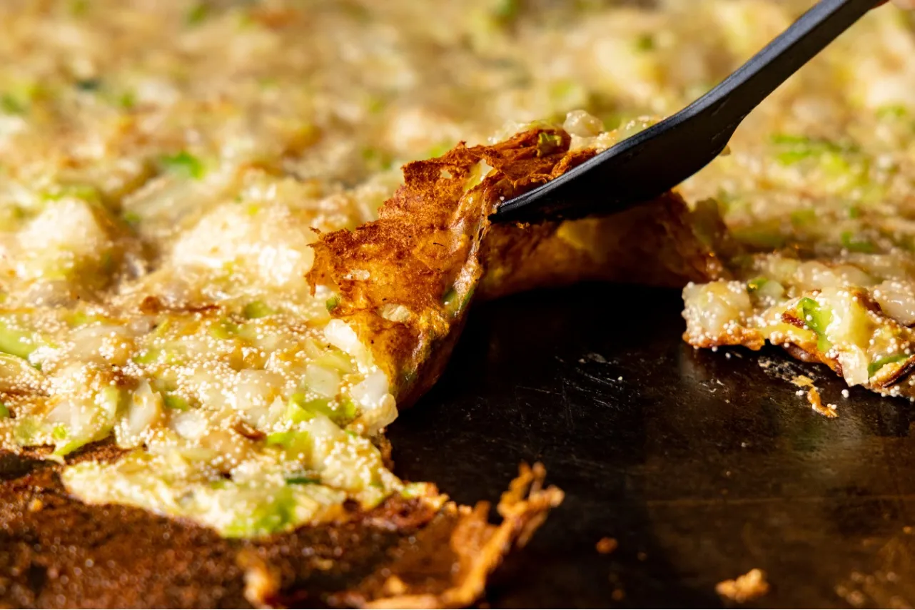 “大根つま×おもち”の新感覚もんじゃ焼き！経堂に「餅もんじゃ ごはく」オープン_1179264