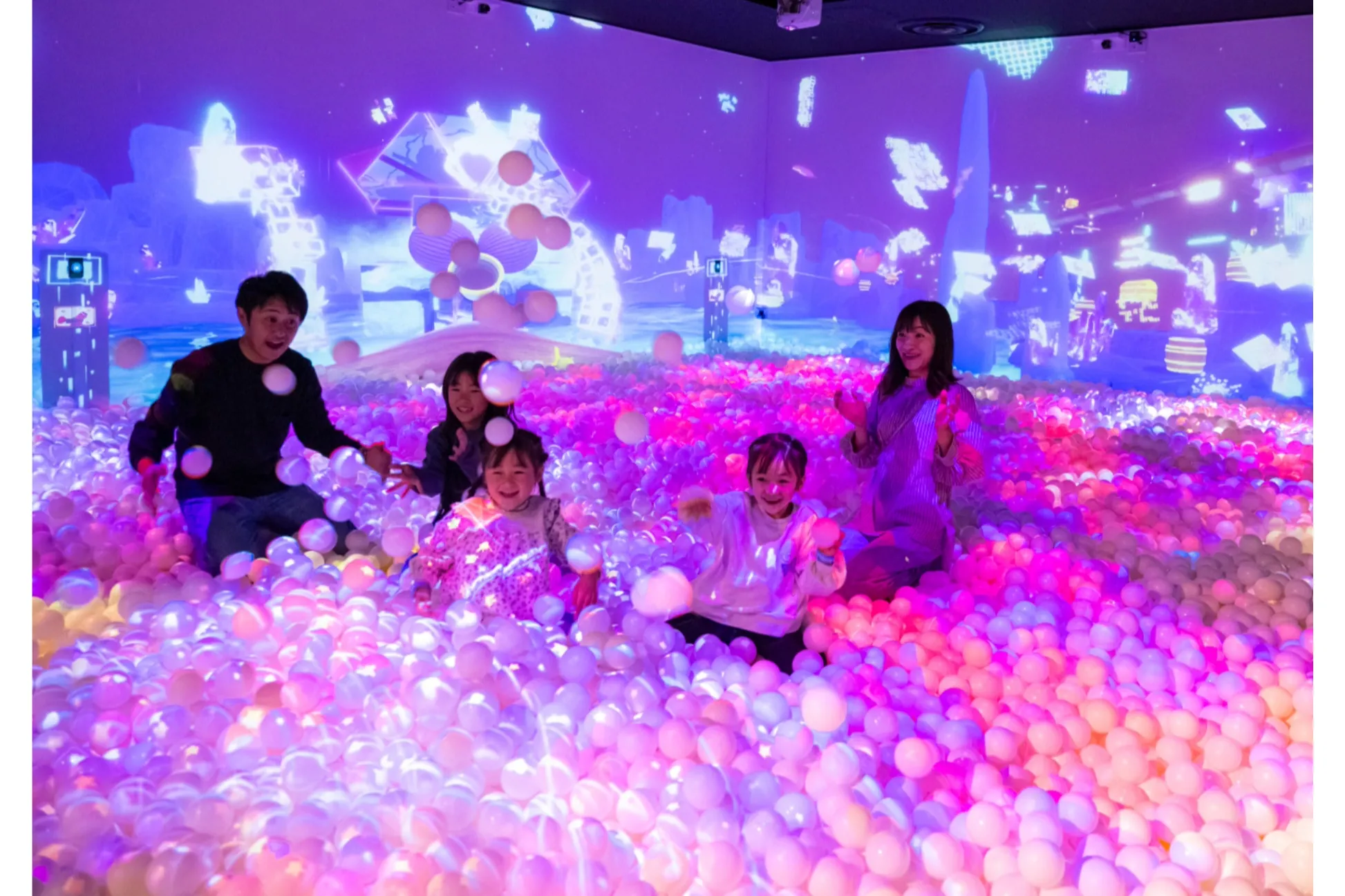 "書店"テーマの体験型キッズパーク！「Muchu Planet」越谷にオープン