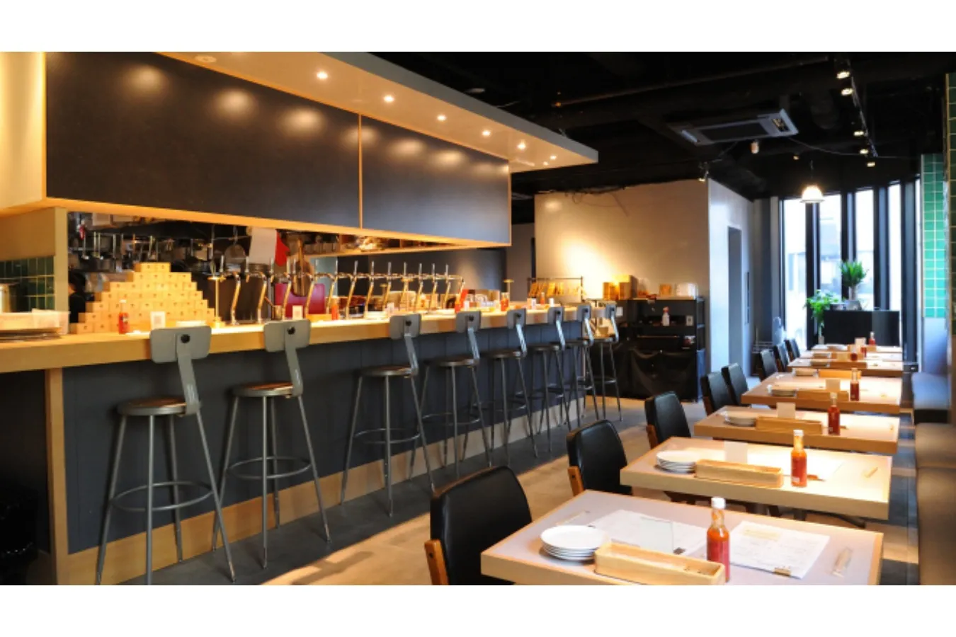 “クラフトビール＆本格イタリアン”を楽しめる「ニホンバシブルワリー」の新店が池袋にオープン_2224688