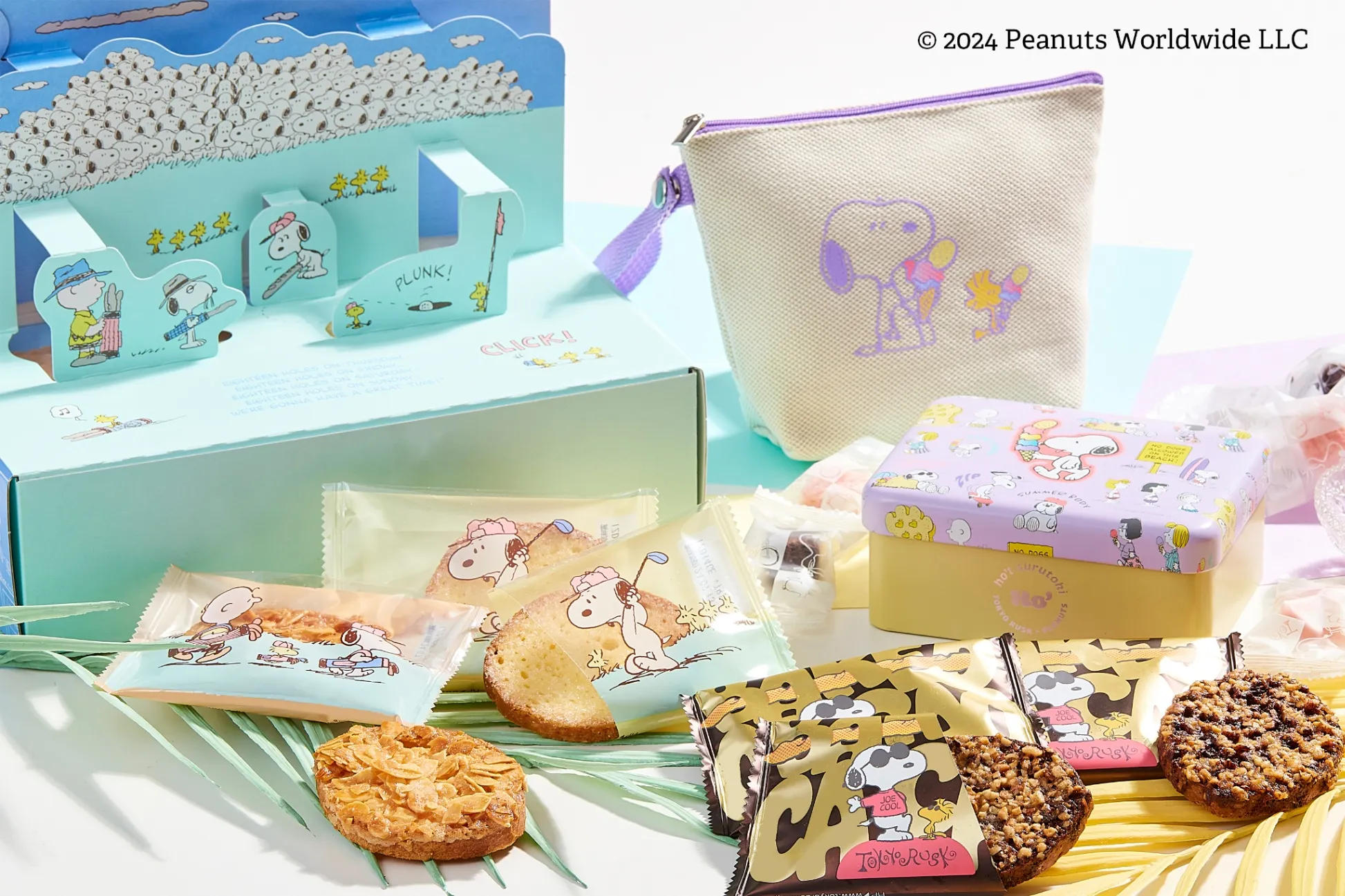 【東京ラスク×PEANUTS】“スヌーピーを描いた”ポーチ付きラスクアソートなど