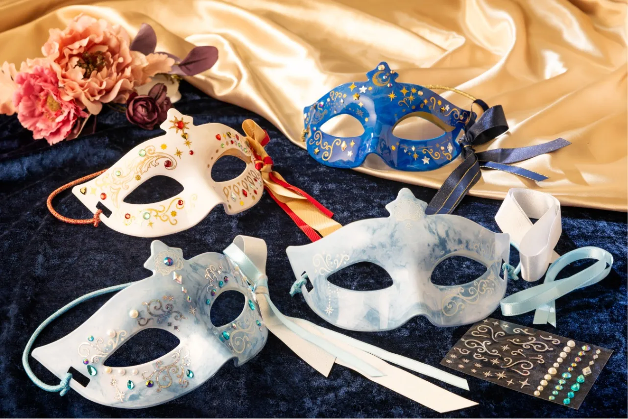 ▲「カーニバルマスク」(各1,800円)(C)Disney