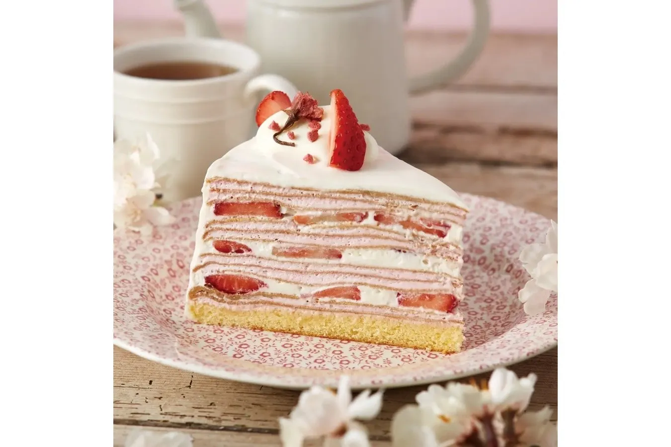 ▲「さくらストロベリーのミルクレープ」