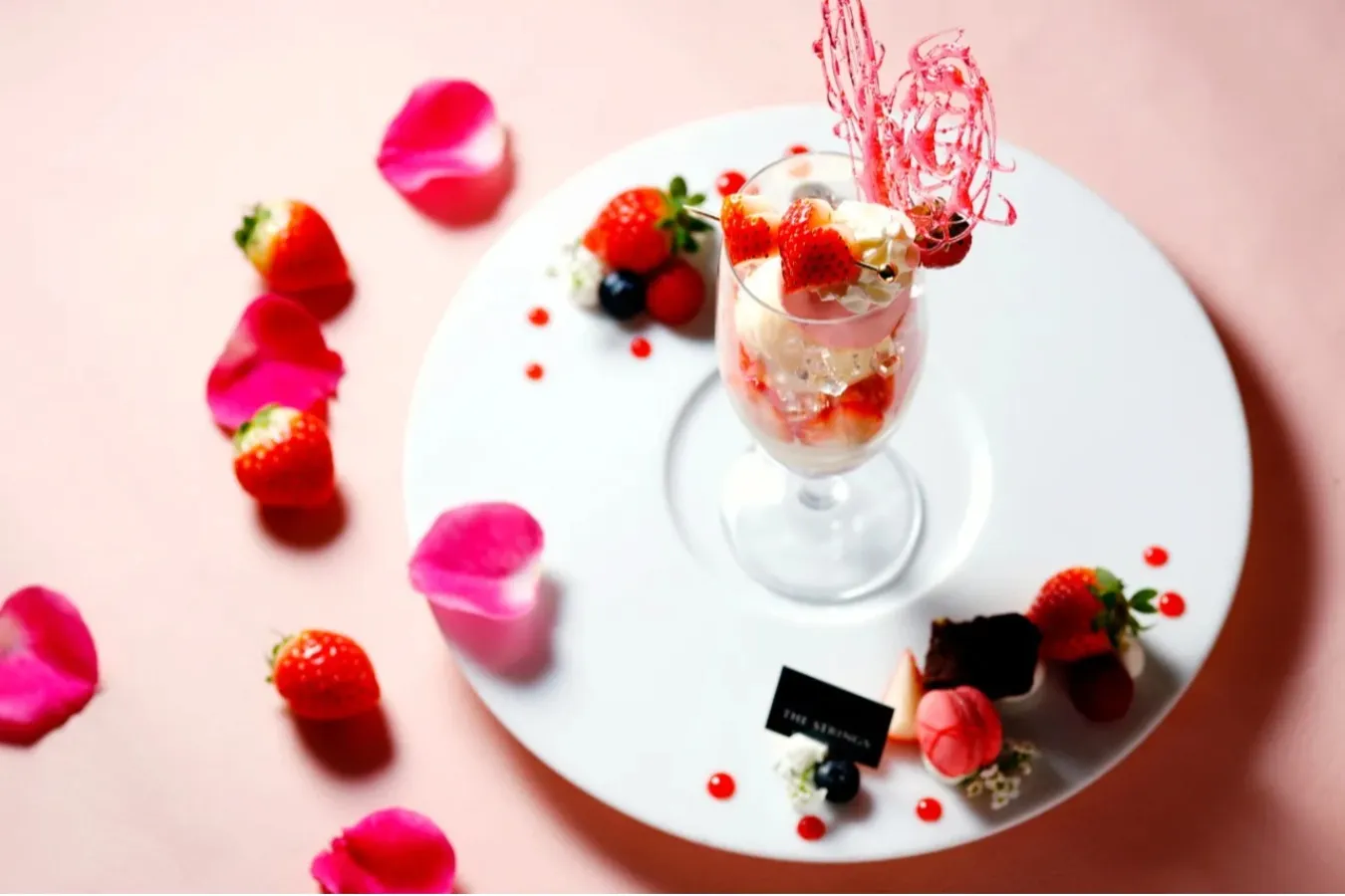 ▲「ハートいちごのLovelyパフェ」