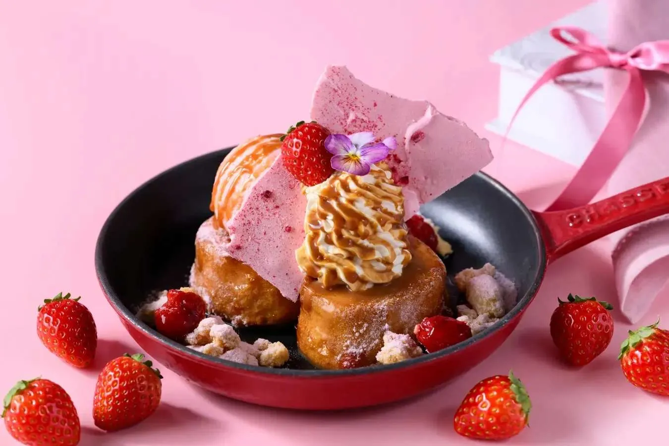 ▲「ストロベリーキャラメルパンペルデュ」