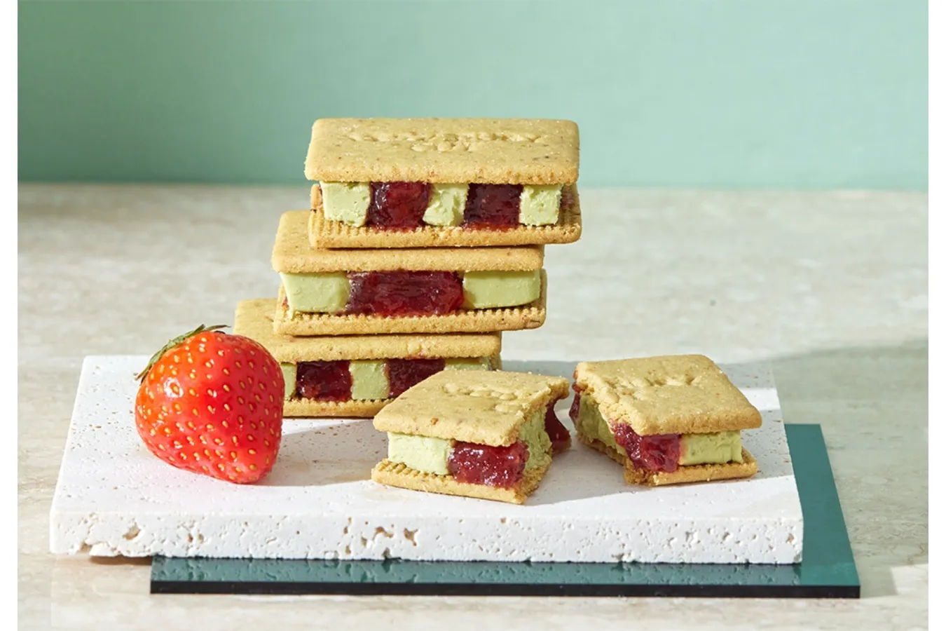 ▲「いちごピスタサンド」