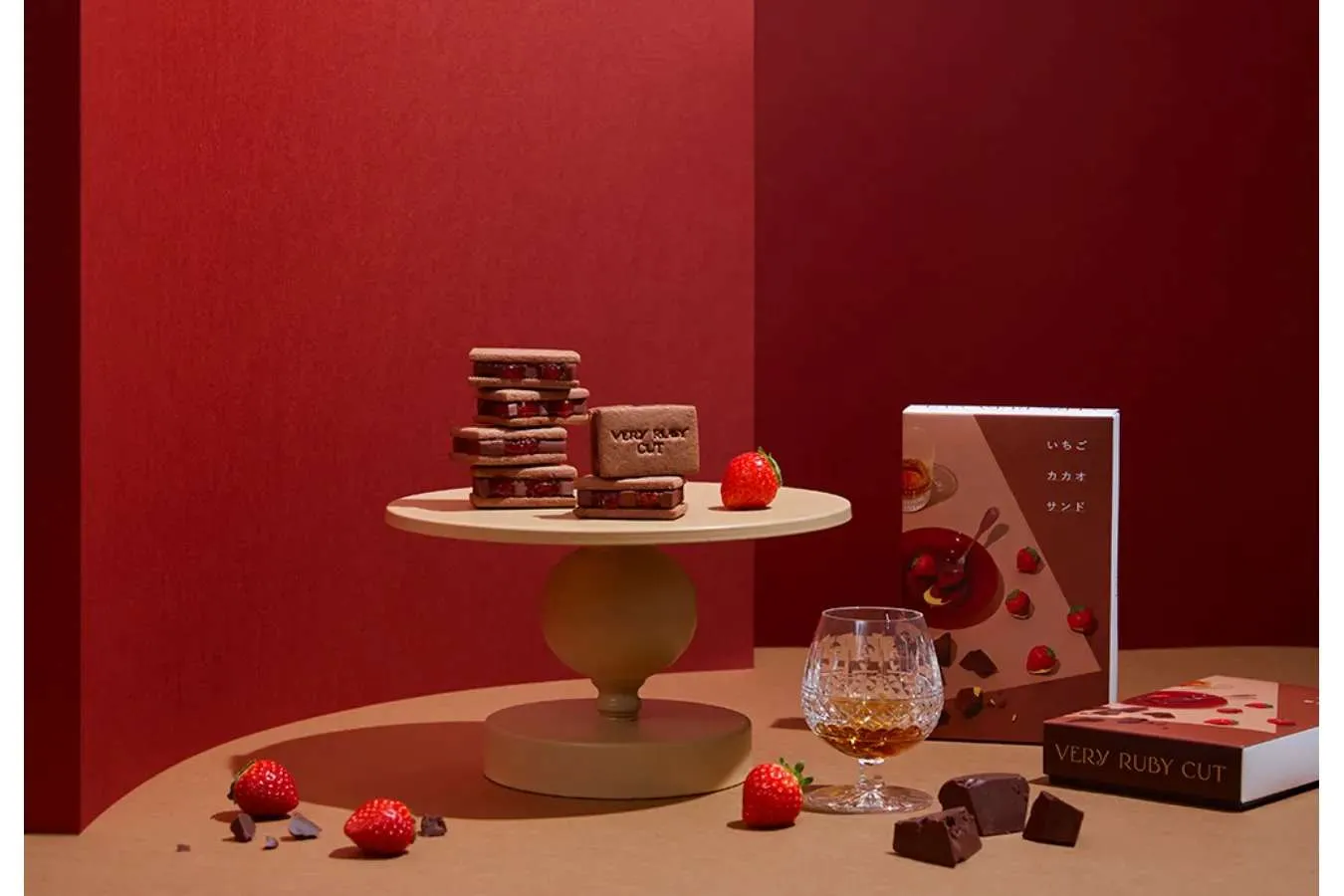 ▲「いちごカカオサンド」