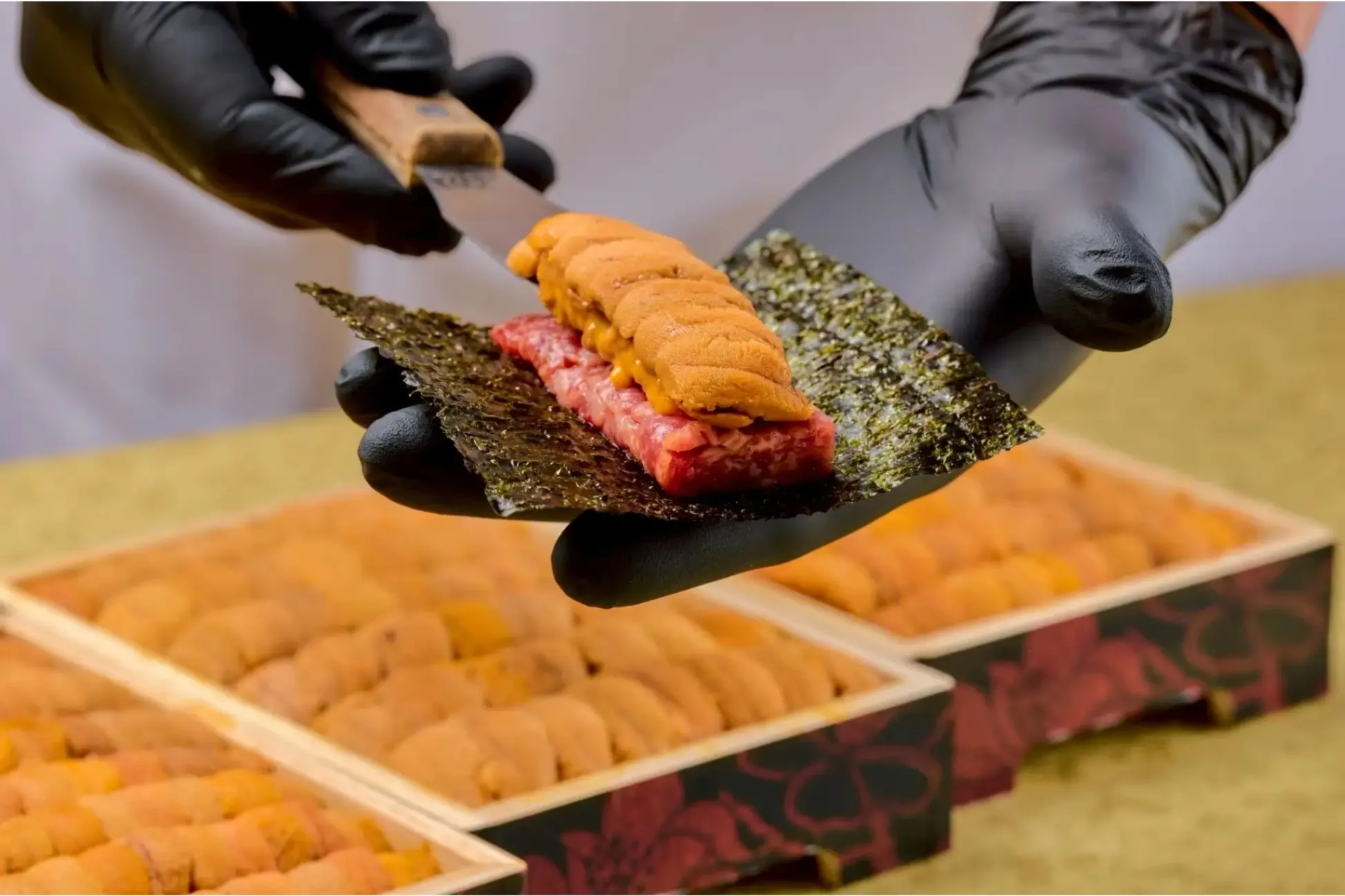 人気焼肉店“うしみつ”の新店「新宿うしみつ」オープン！最高級和牛のコースを用意