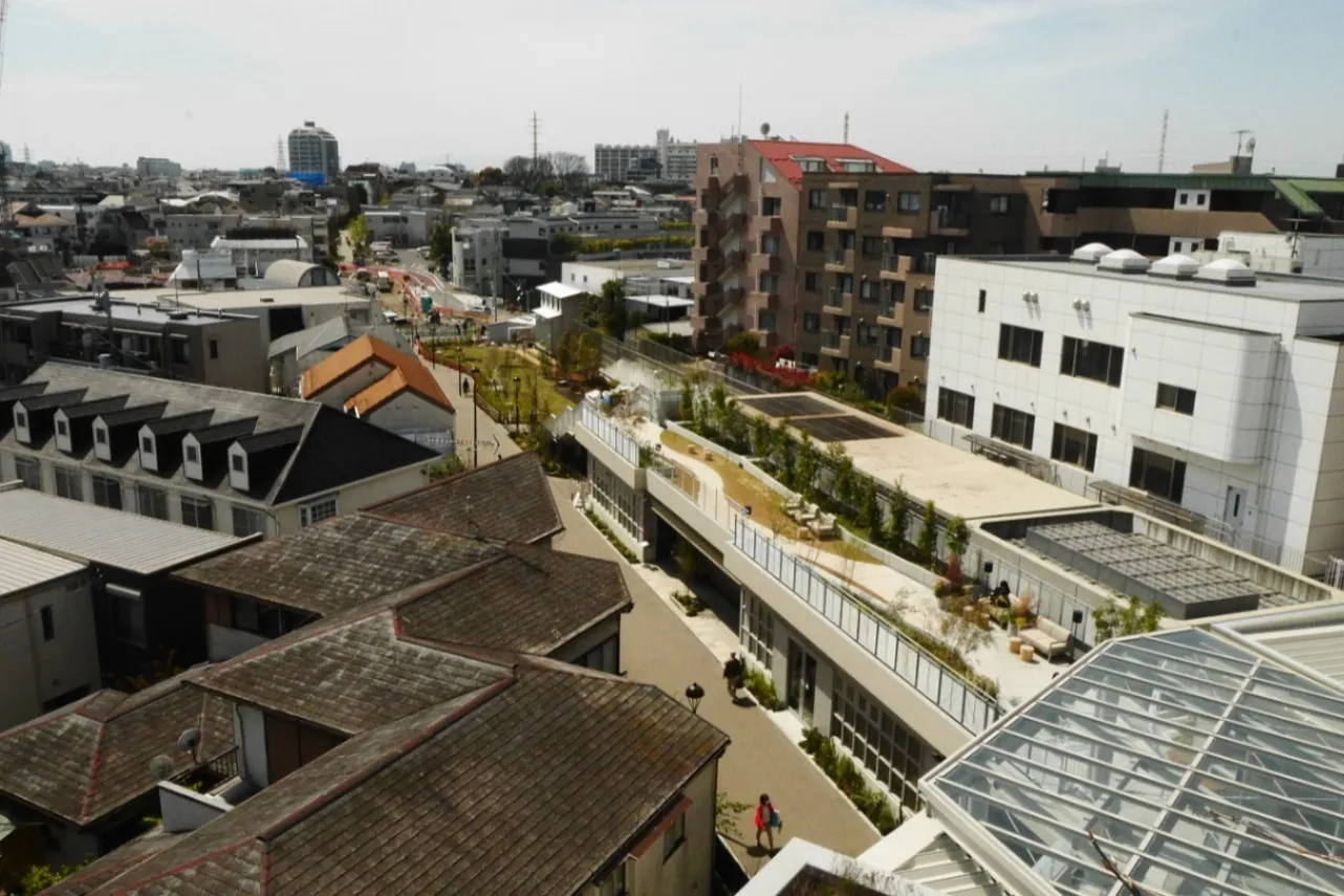 ▲NANSEI PLUS全景（写真右側）