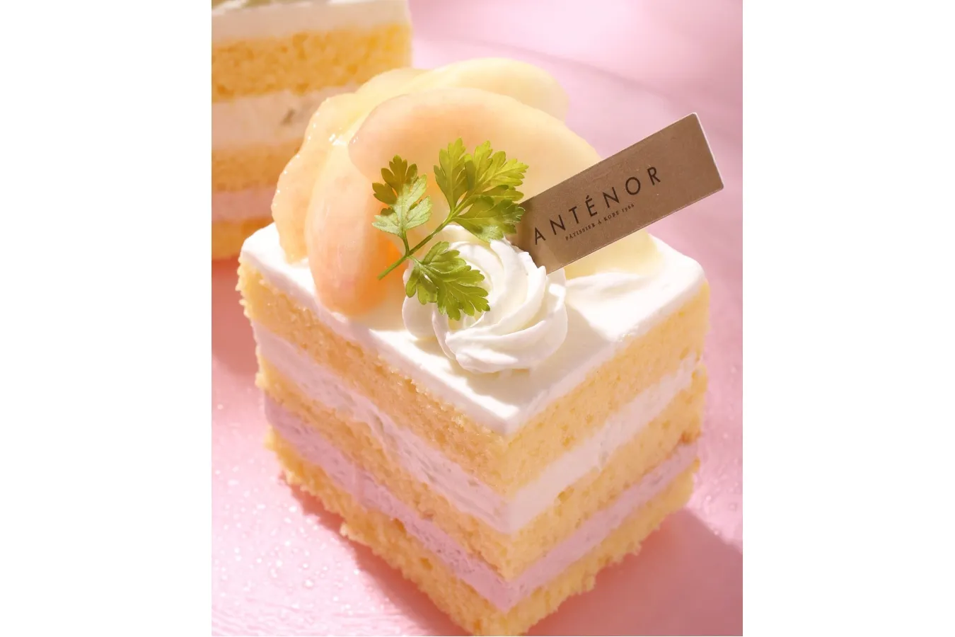 ▲「桃のショートケーキ」