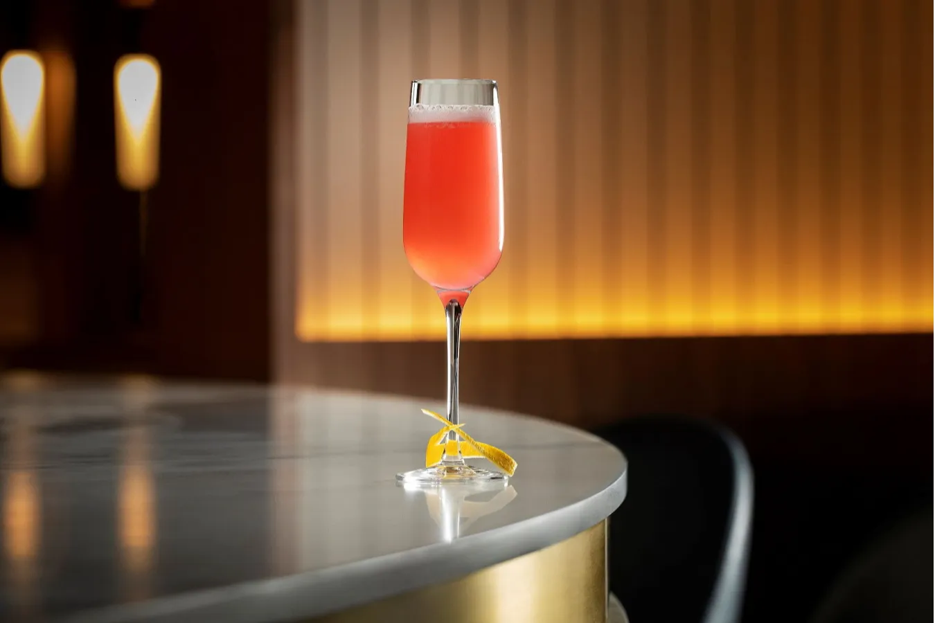 ▲オリジナルカクテル「Signature Cocktail La Dolce Vita（シグネチャーカクテルラドルチェヴィータ）」（1,600円）