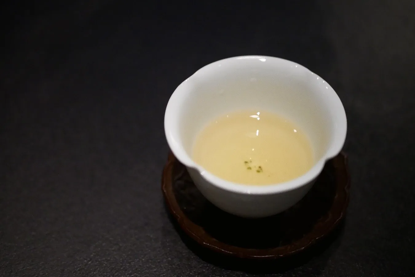 お茶の概念が覆る、唯一無二の和空間！大注目の盆栽カフェ南青山「松葉屋茶寮」_1558910