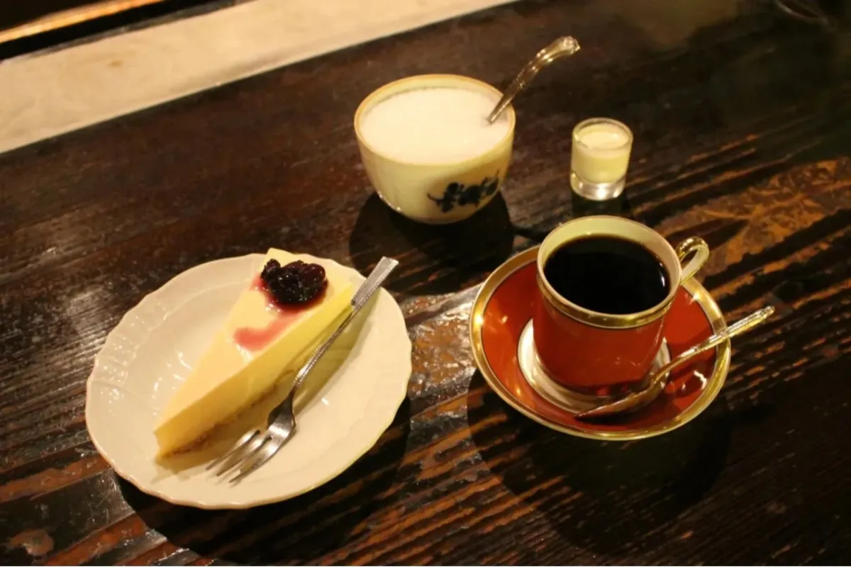 下北沢の定番を巡る。大人のための「半日お散歩コース」